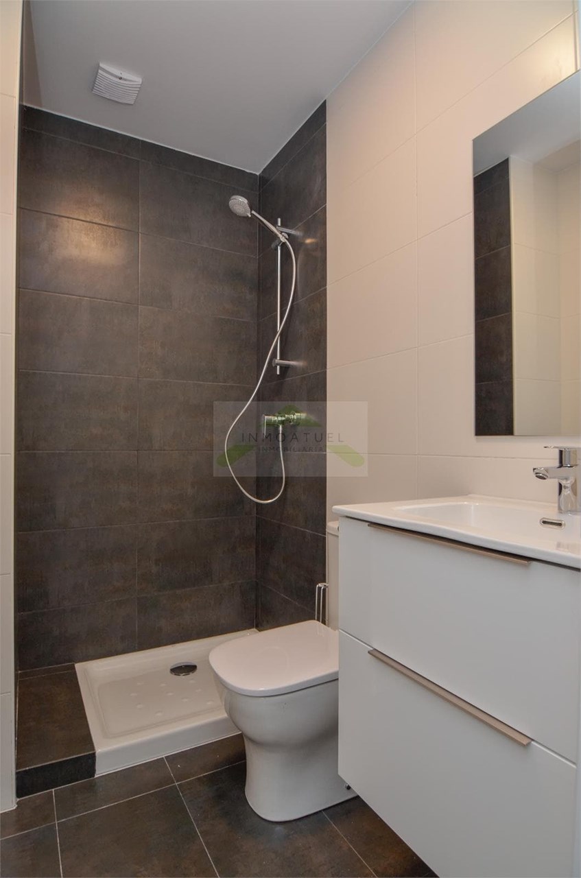 Foto 15 A ESTRENAR .- Piso exterior de 62m2 con garaje y trastero, Ayuntamiento de Carral.- 