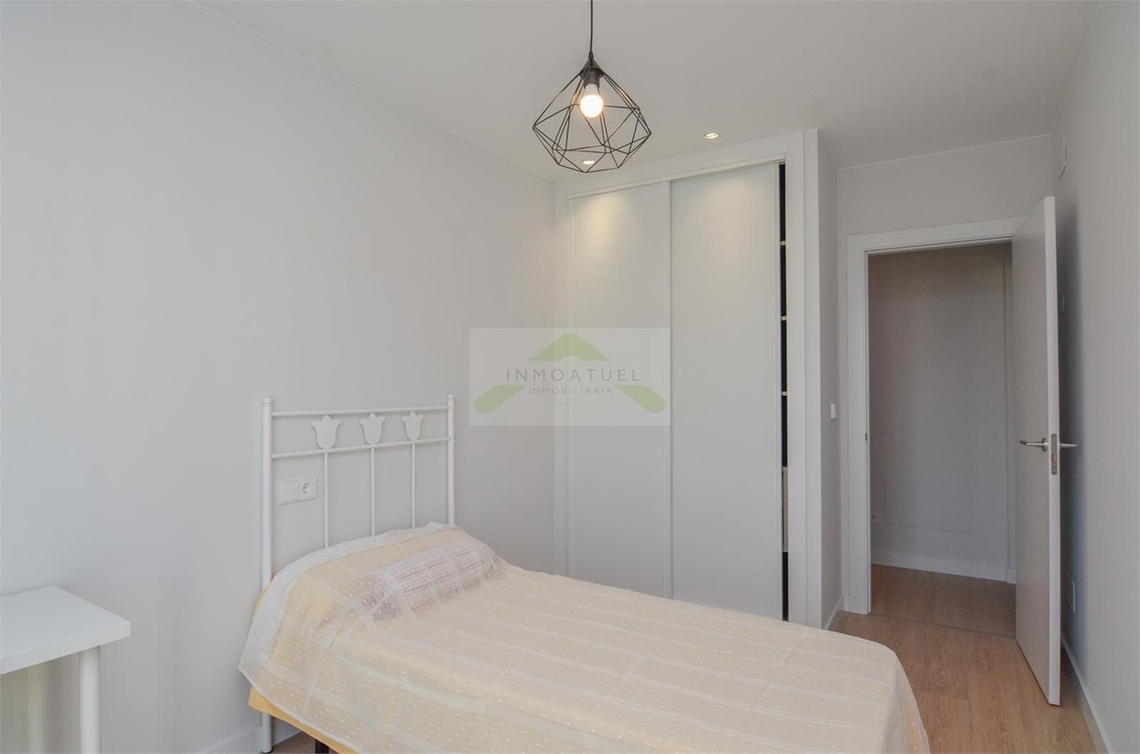 Foto 18 A ESTRENAR .- Piso exterior de 62m2 con garaje y trastero, Ayuntamiento de Carral.- 