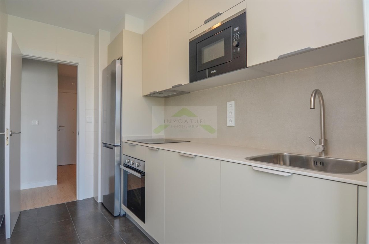 Foto 8 A ESTRENAR .- Piso exterior de 62m2 con garaje y trastero, Ayuntamiento de Carral.- 