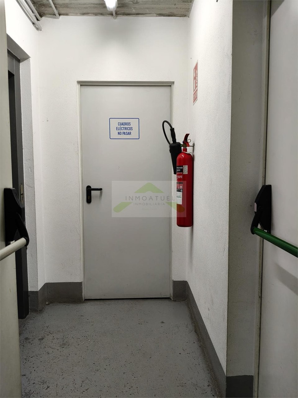 Foto 6 Alquiler de plaza de garaje ubicada en Parroquia de San Rosendo, zona Sagrada Familia.