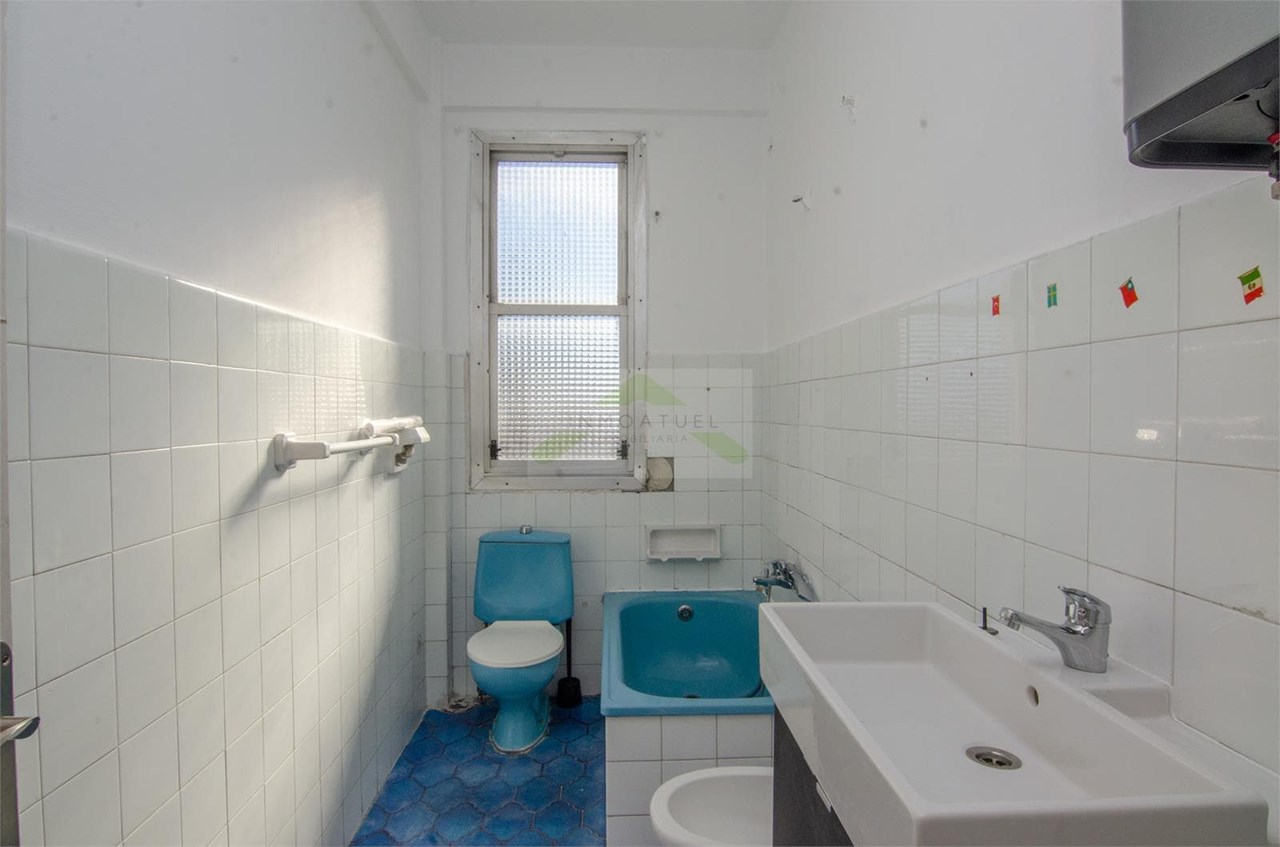 Foto 7 ALQUILER DE TEMPORADA.- Piso muy luminoso de 73m2, zona Mallos (Av.Arteixo)