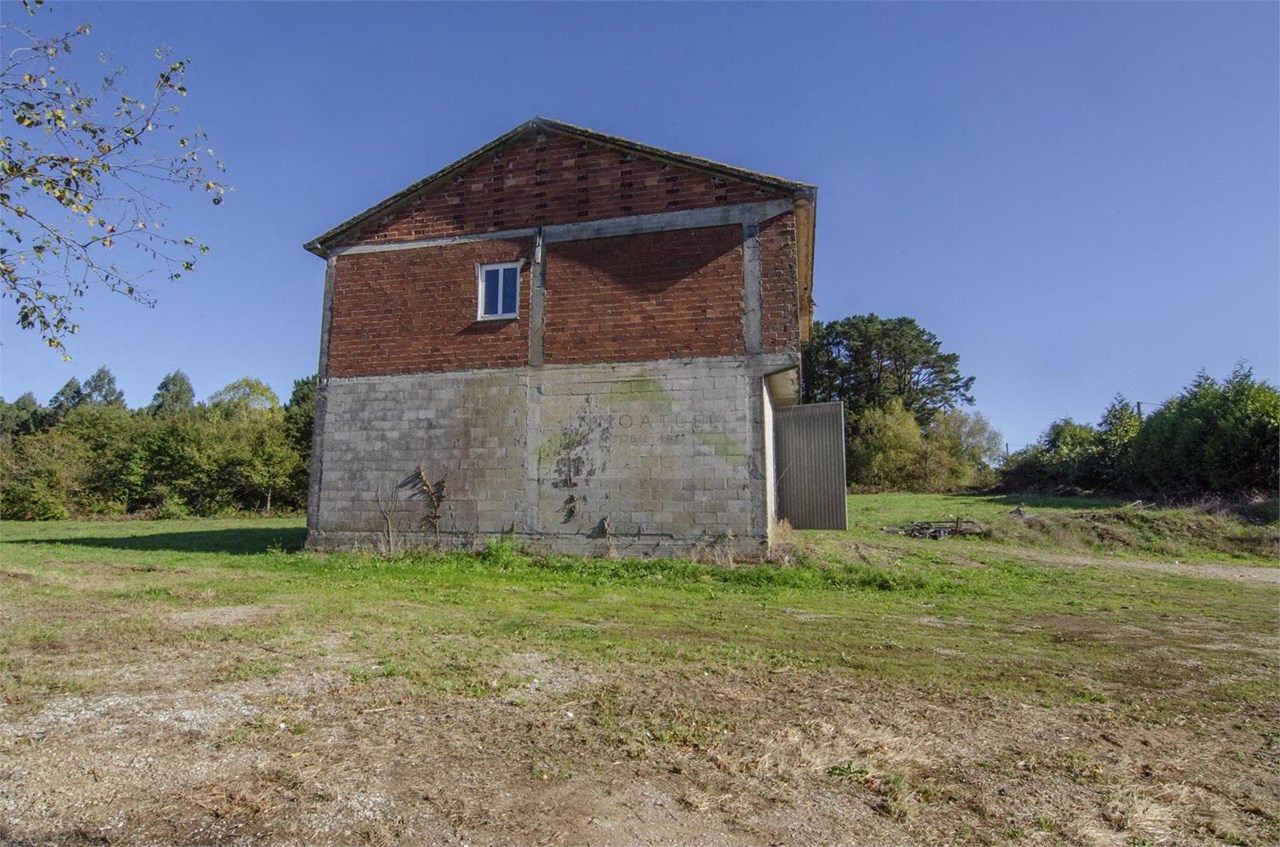 Foto 4 Casa de dos alturas de 205m2 con finca de 4497m2 (Xesteda - Cerceda)