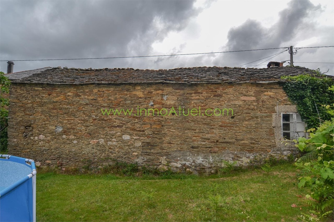 Foto 4 Casa de piedra , ubicada en Monfero (A Coruña) .- A RESTAURAR.- 