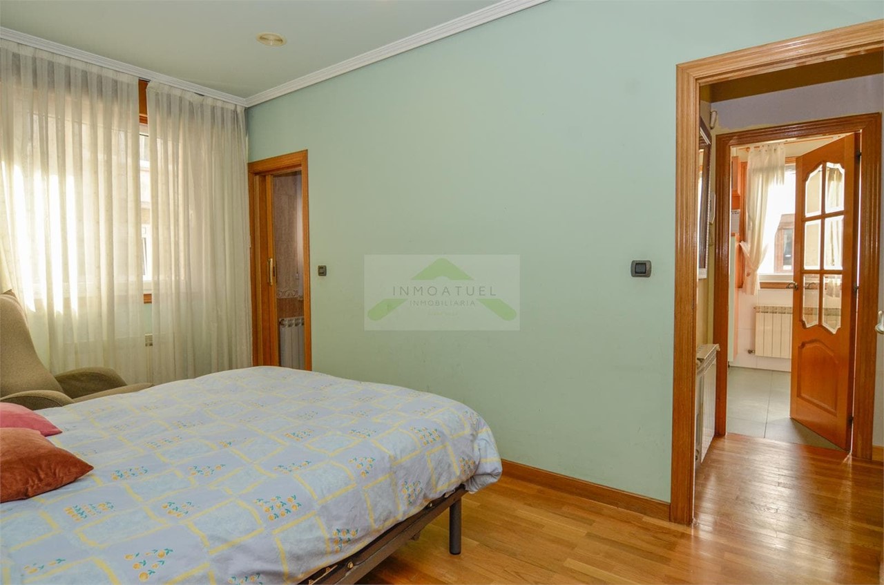 Foto 20 Chalet de 278m2 con finca en el centro de A Coruña, zona Sagrada Familia.- 