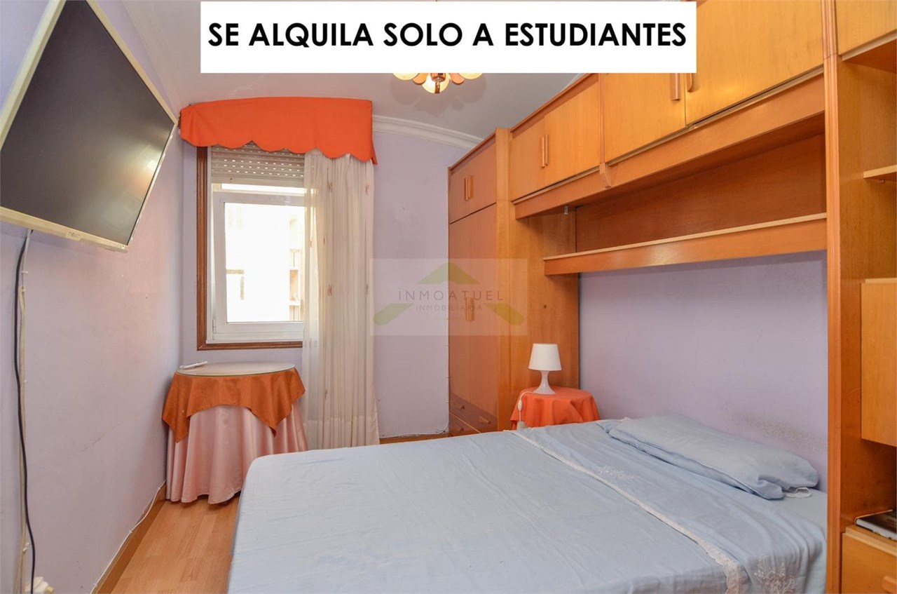 Foto 13 ESTUDIANTES.- Piso de 69m2, zona Sagrada Familia, próximo a Ronda de Outeiro.-