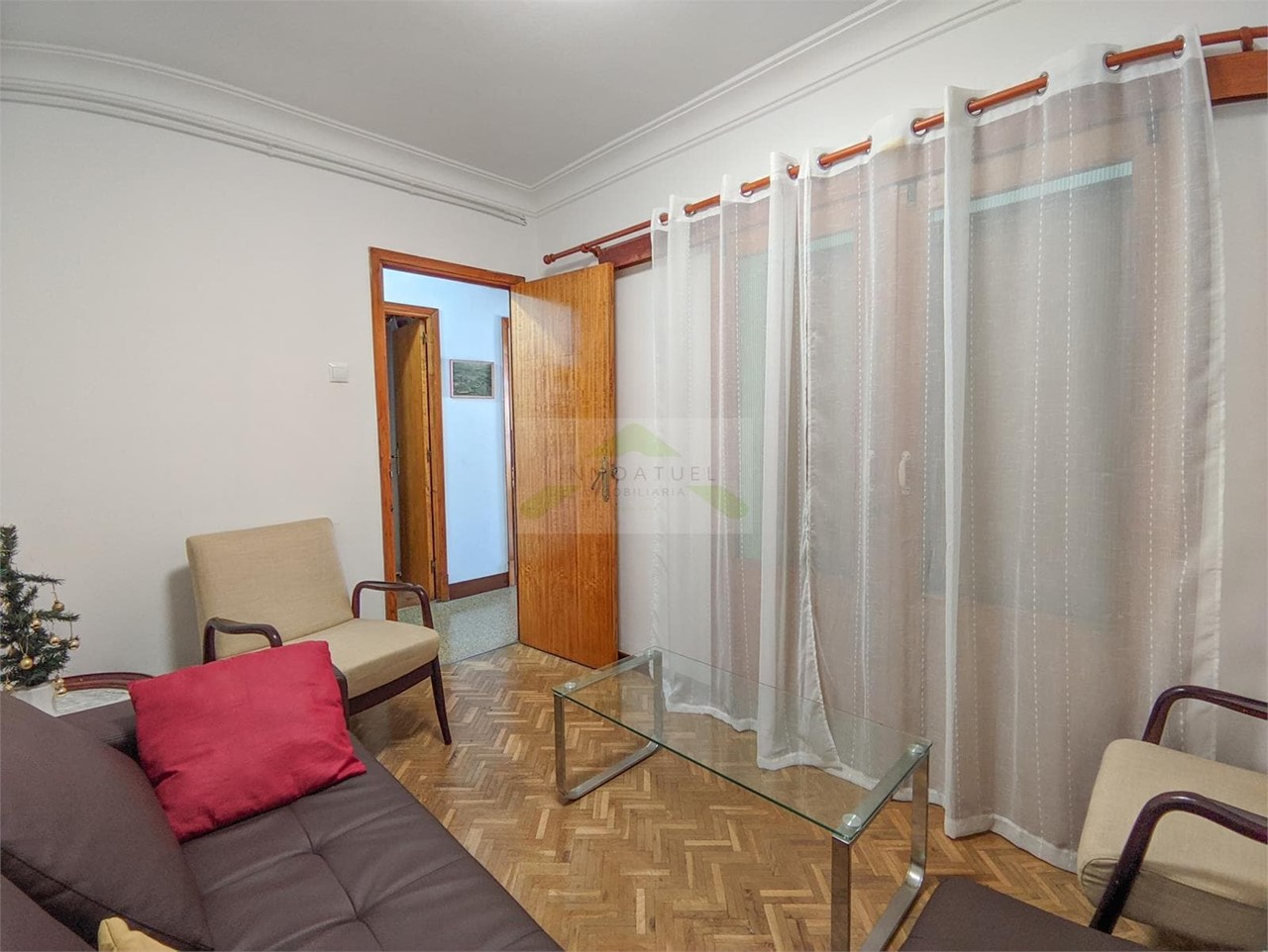Foto 18 ESTUDIANTES.- Piso de 84m2, zona Mallos (Avenida Mallos), próximo a la Renfe.- 