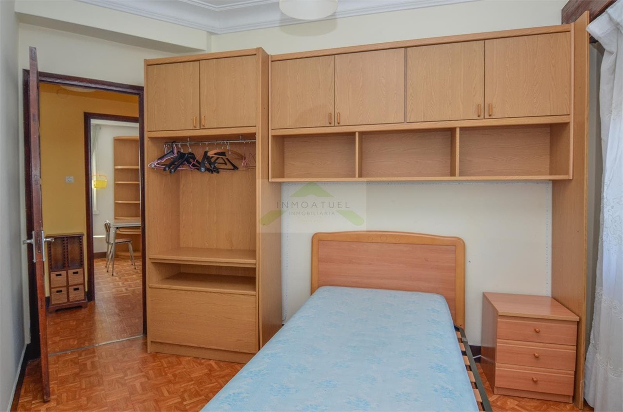 Foto 15 ESTUDIANTES.- Piso de 96m2, zona Mallos (Avenida Arteixo/Rda Outeiro).- 