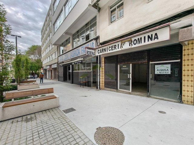 LOCAL 84m² EN CALLE PEATONAL - Zona Sagrada Familia - IDEAL TIENDA DE ALIMENTACIÓN. - A Coruña
