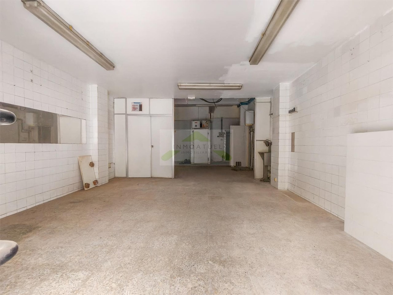 Foto 3 LOCAL 84m² EN CALLE PEATONAL - Zona Sagrada Familia - IDEAL TIENDA DE ALIMENTACIÓN.