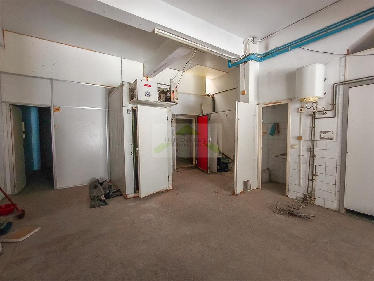 Foto 7 LOCAL 84m² EN CALLE PEATONAL - Zona Sagrada Familia - IDEAL TIENDA DE ALIMENTACIÓN.