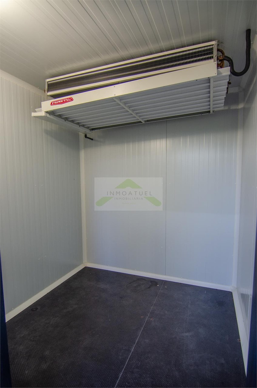 Foto 15 Local comercial de 132m2 ubicado en Vioño (frente al parque)