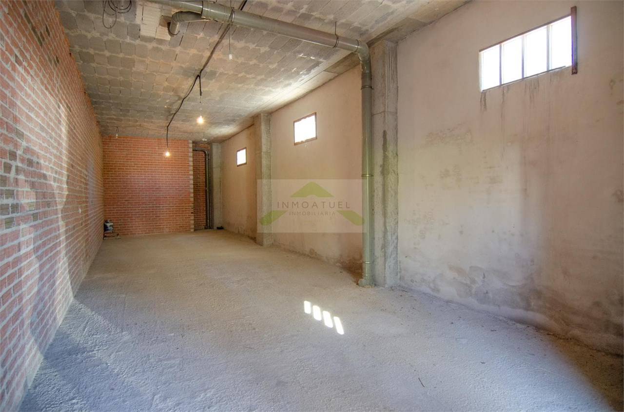 Foto 17 Local comercial de 132m2 ubicado en Vioño (frente al parque)