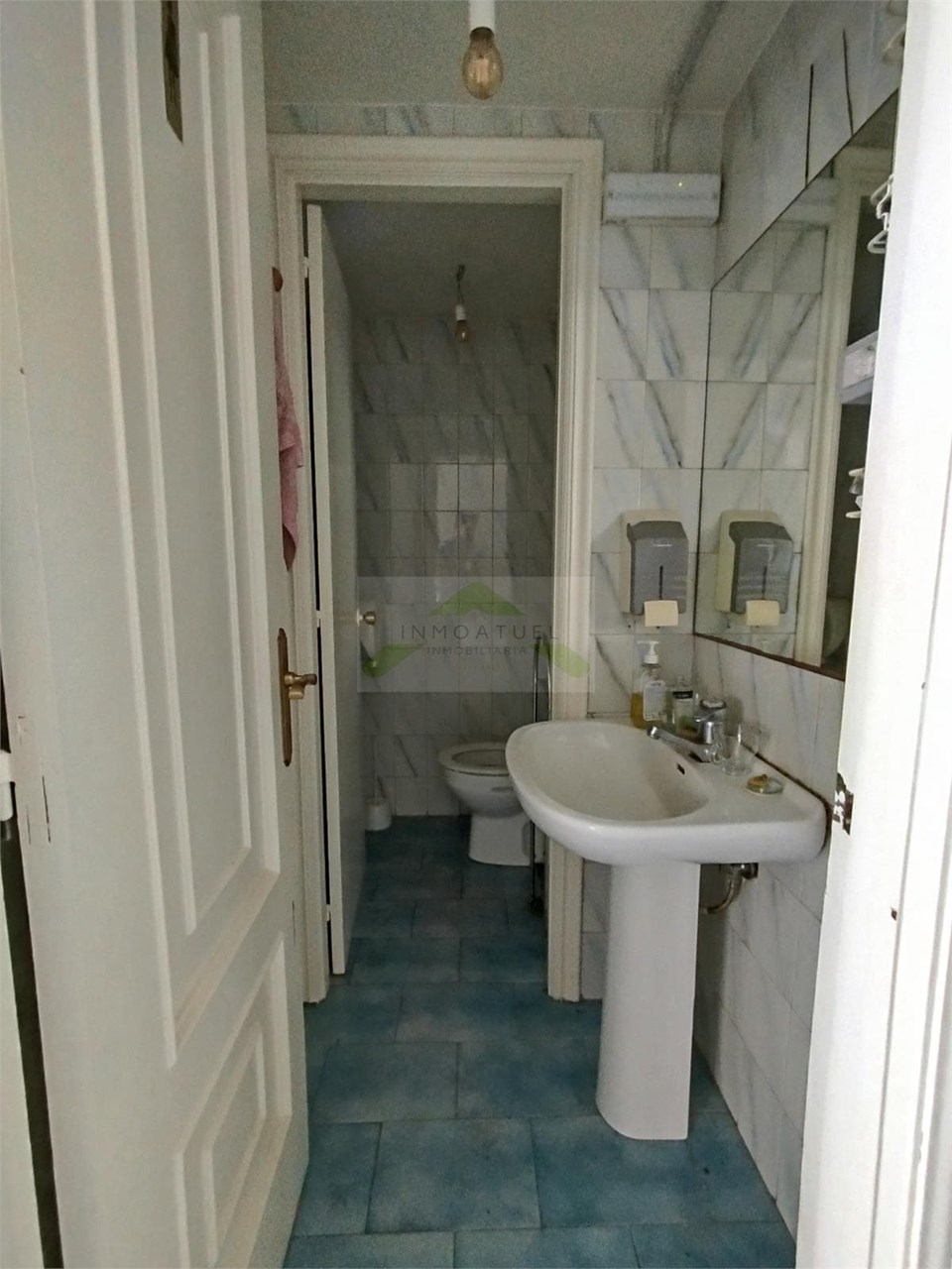 Foto 8 Local comercial de 171m2, zona Cuatro Caminos (C/Perpetuo Socorro).- 
