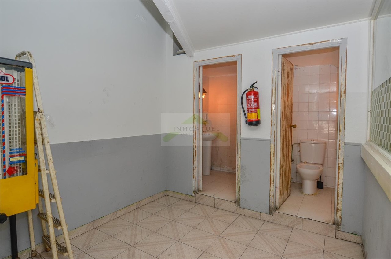 Foto 11 local comercial de 75m2 para hostelería, zona Mallos ( Estación de trenes ).- 