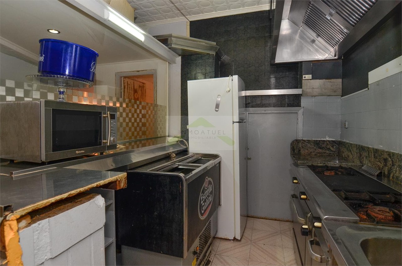 Foto 8 local comercial de 75m2 para hostelería, zona Mallos ( Estación de trenes ).- 