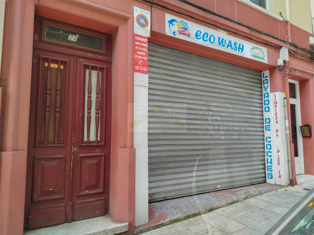 Foto 2 Local comercial de 99m2 a pie de calle, Zona Mallos ( a 30 metros de Avenida Arteixo).- 