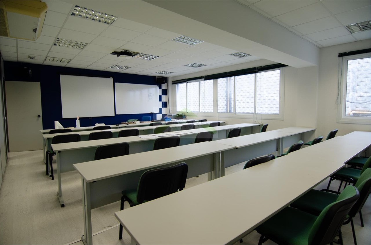 Foto 20 Local de 510m2 ubicado en el Poligono Industrial La Grela Bens (A Coruña).