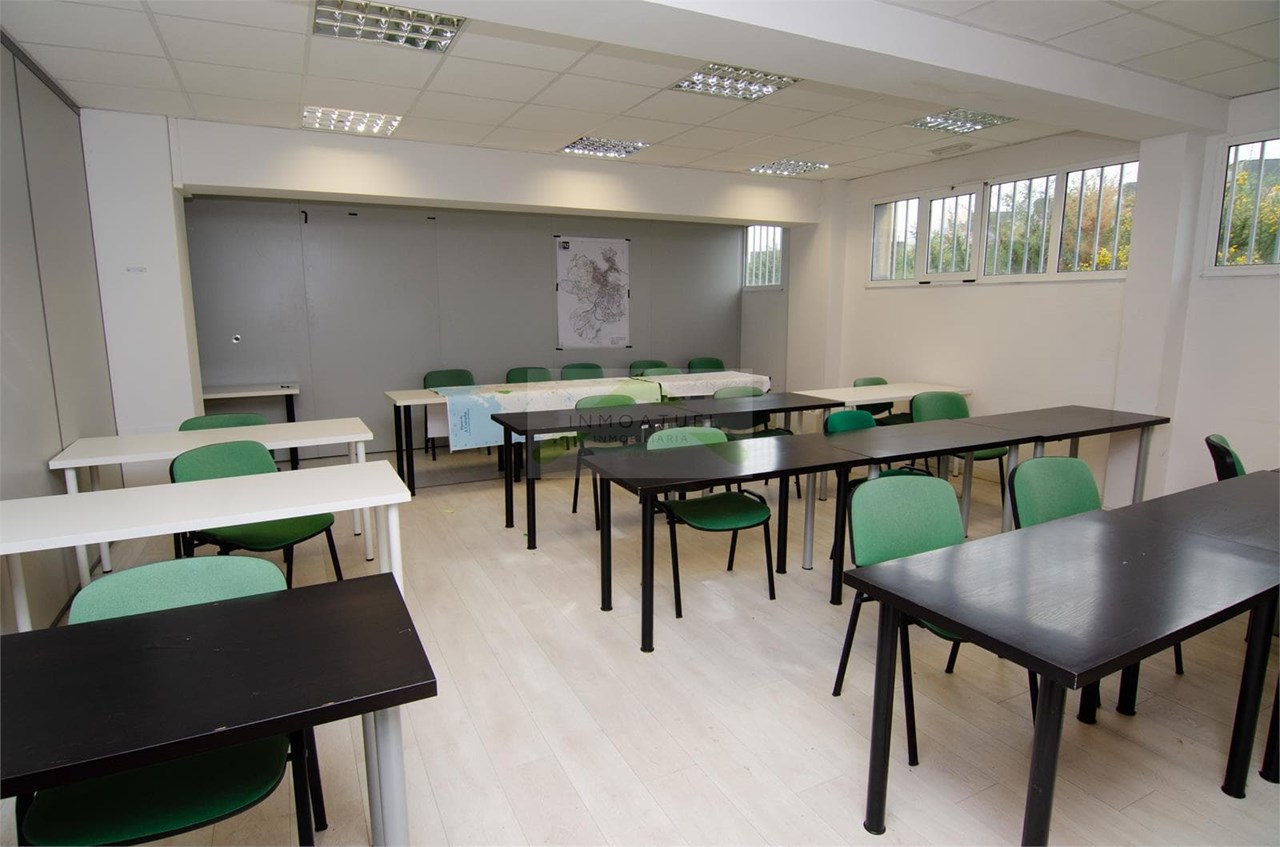 Foto 23 Local de 510m2 ubicado en el Poligono Industrial La Grela Bens (A Coruña).