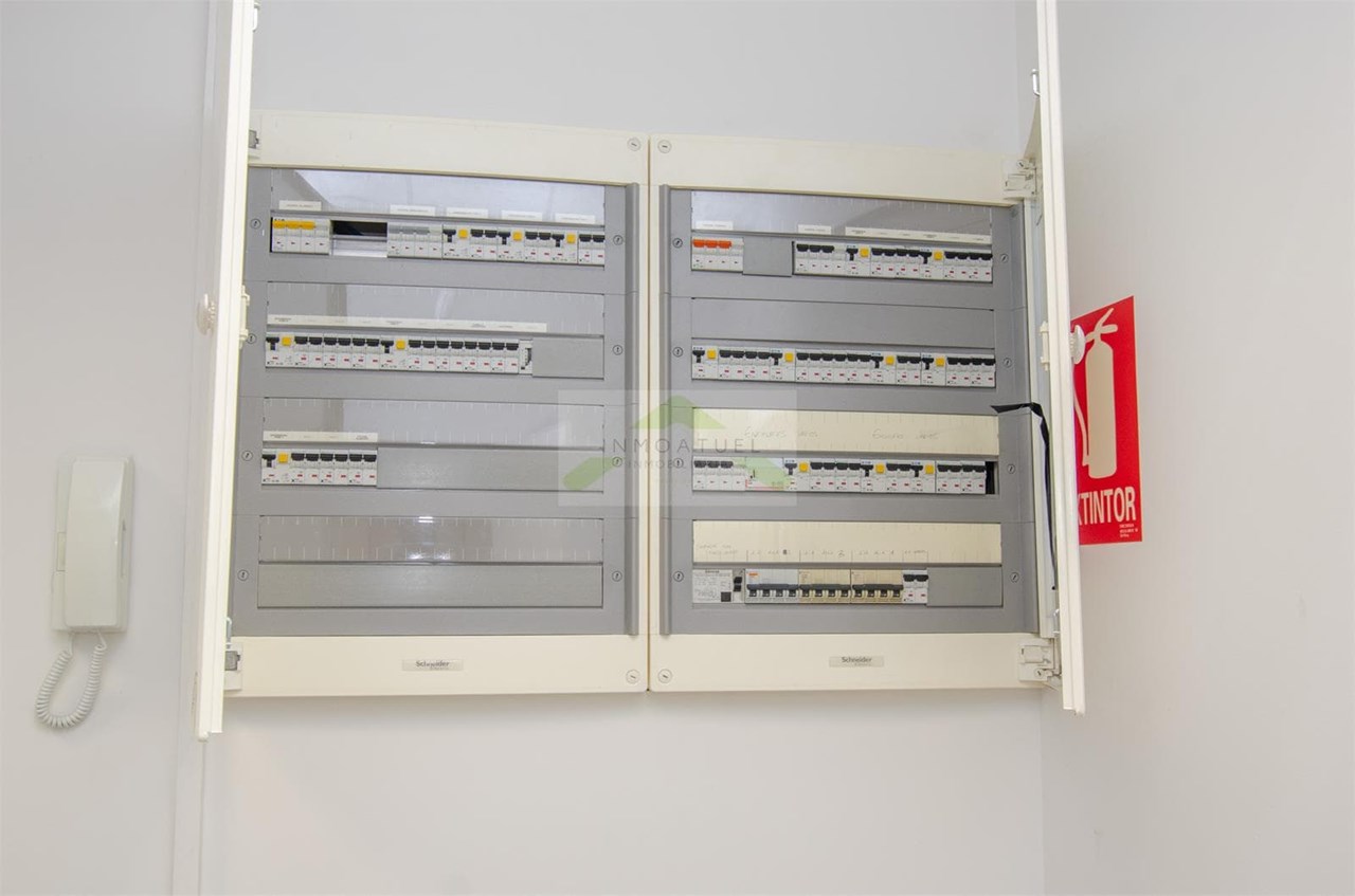 Foto 30 Local de 510m2 ubicado en el Poligono Industrial La Grela Bens (A Coruña).