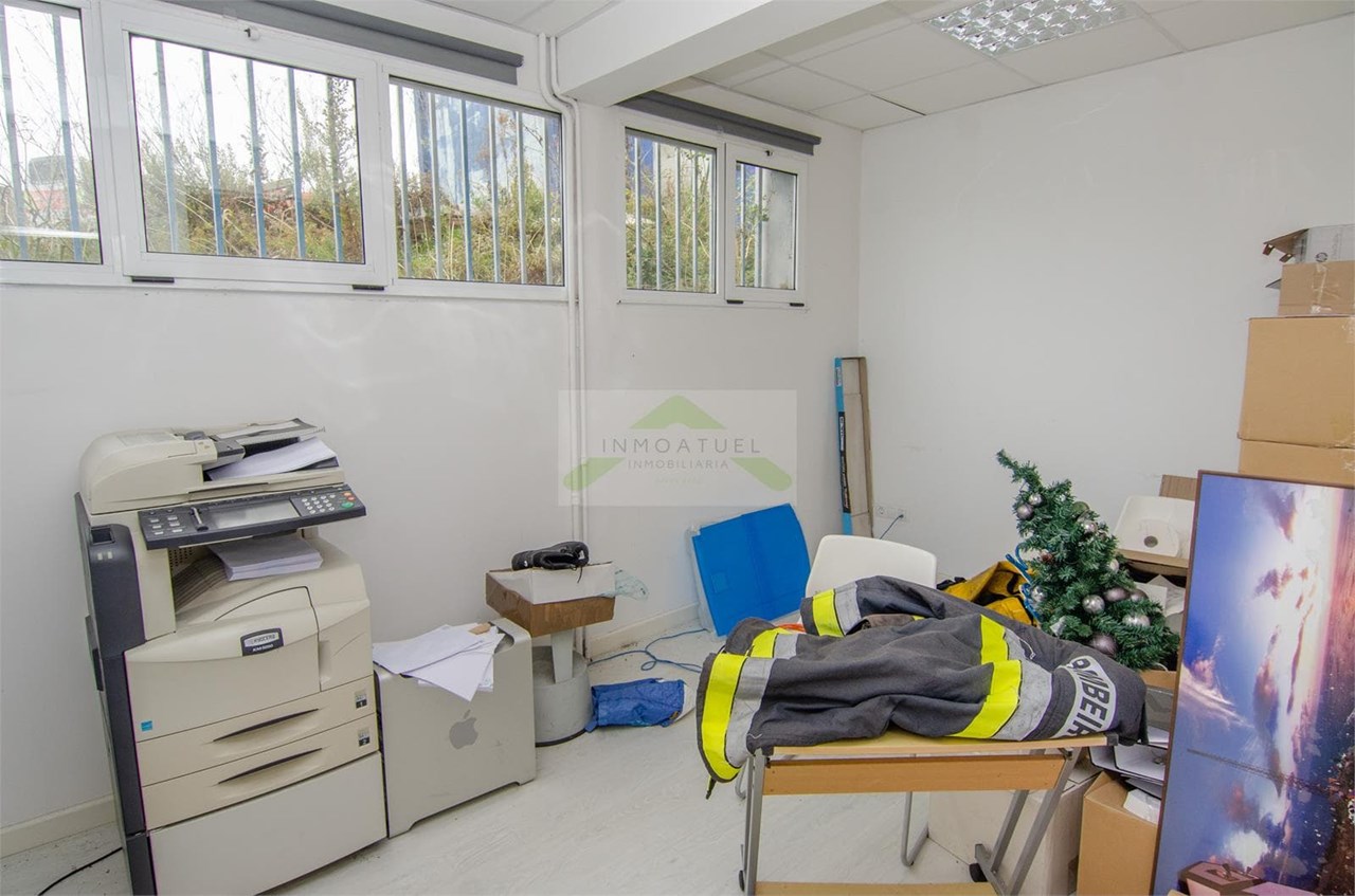 Foto 8 Local de 510m2 ubicado en el Poligono Industrial La Grela Bens (A Coruña).