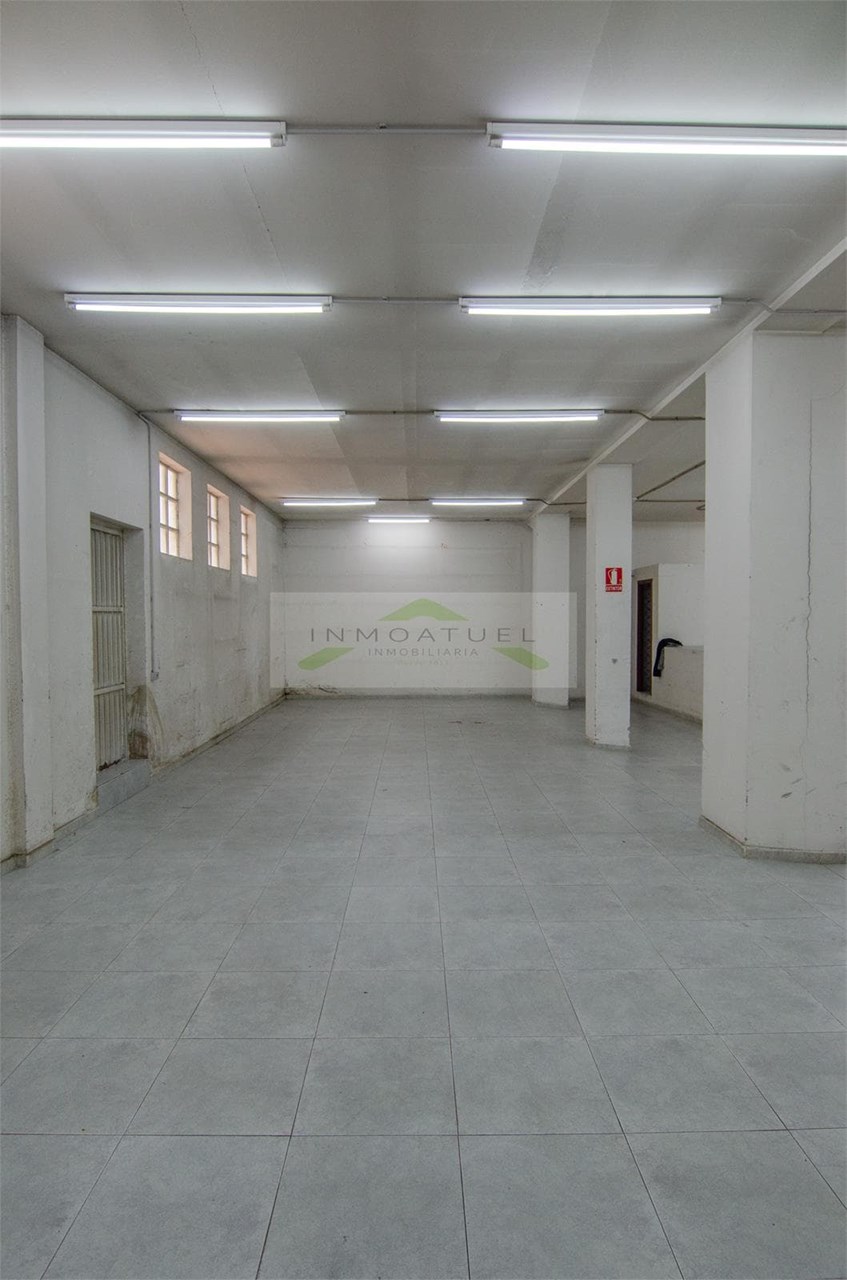 Foto 10 MAGNÍFICA OPORTUNIDAD - LOCAL 328m² sobre la Ronda de Outeiro, a solo 100 metros de Avenida Arteixo.