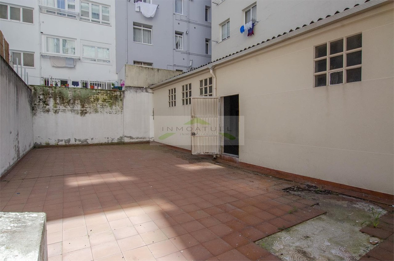 Foto 16 MAGNÍFICA OPORTUNIDAD - LOCAL 328m² sobre la Ronda de Outeiro, a solo 100 metros de Avenida Arteixo.