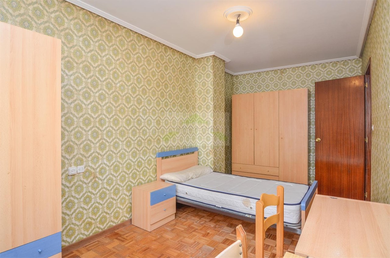 Foto 26 ¡OPORTUNIDAD JUNTO A LA INTERMODAL! Piso de 111m2, 4 dormitorios y 2 patios.