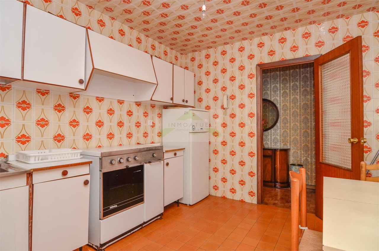 Foto 6 ¡OPORTUNIDAD JUNTO A LA INTERMODAL! Piso de 111m2, 4 dormitorios y 2 patios.