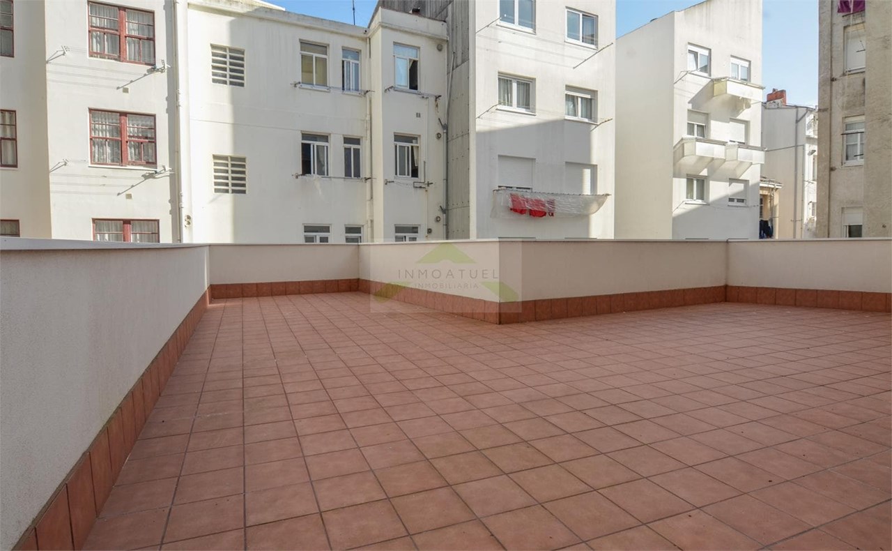 Foto 9 ¡OPORTUNIDAD JUNTO A LA INTERMODAL! Piso de 111m2, 4 dormitorios y 2 patios.