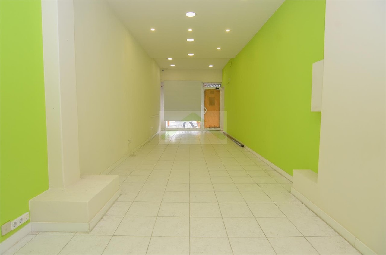 Foto 6 ¡ OPORTUNIDAD ! Local comercial / residencial de 86m2 en inmejorable ubicación (A Coruña).- 