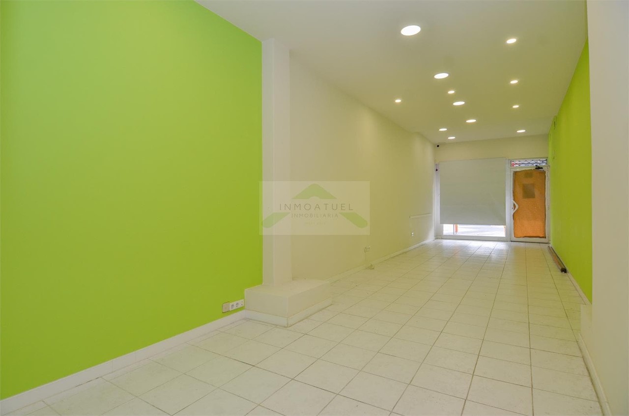 Foto 7 ¡ OPORTUNIDAD ! Local comercial / residencial de 86m2 en inmejorable ubicación (A Coruña).- 