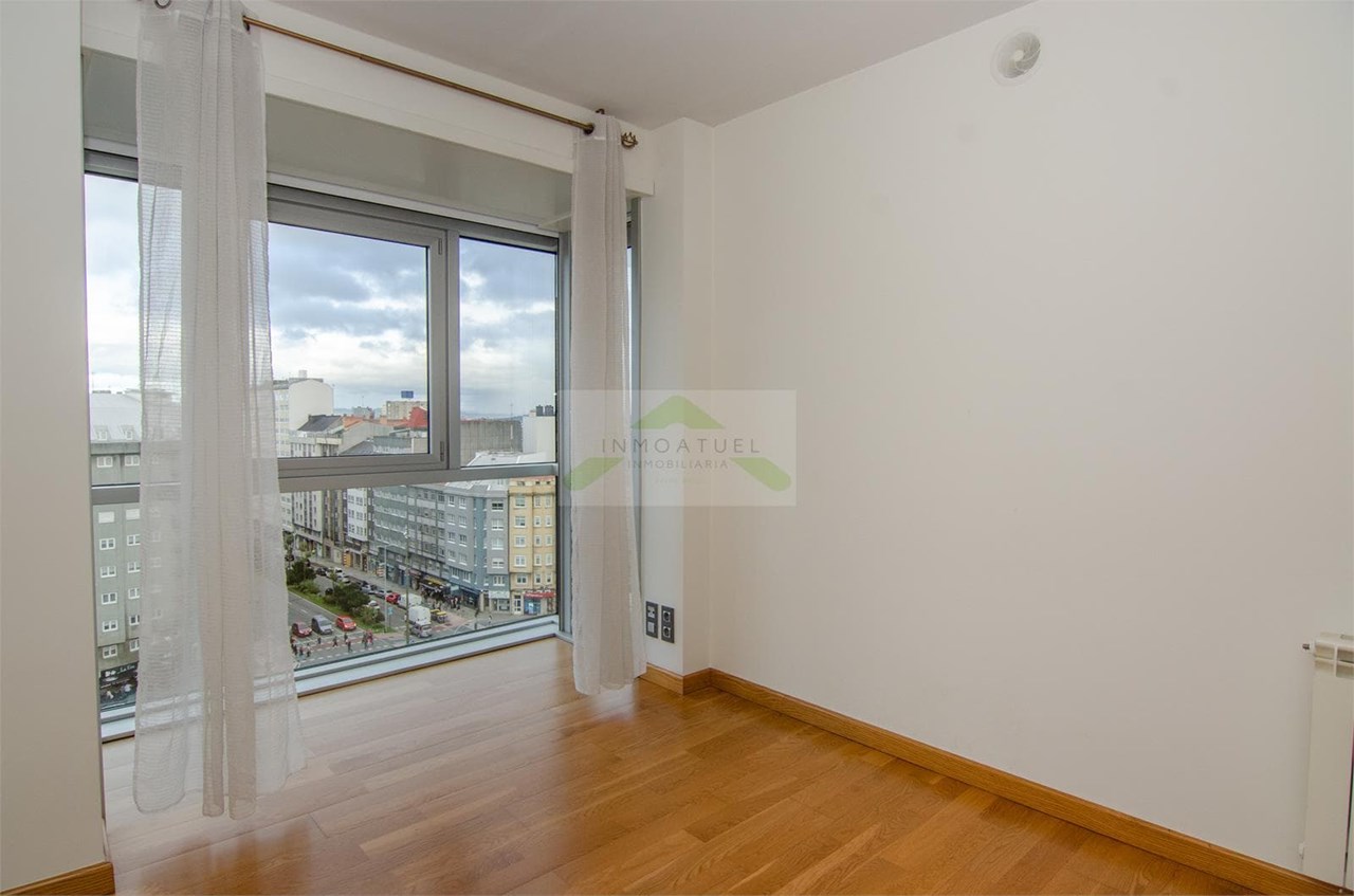 Foto 21 OPORTUNIDAD.- Parque de Vioño.- Piso exterior y luminoso de 79m2 con garaje y trastero.-  