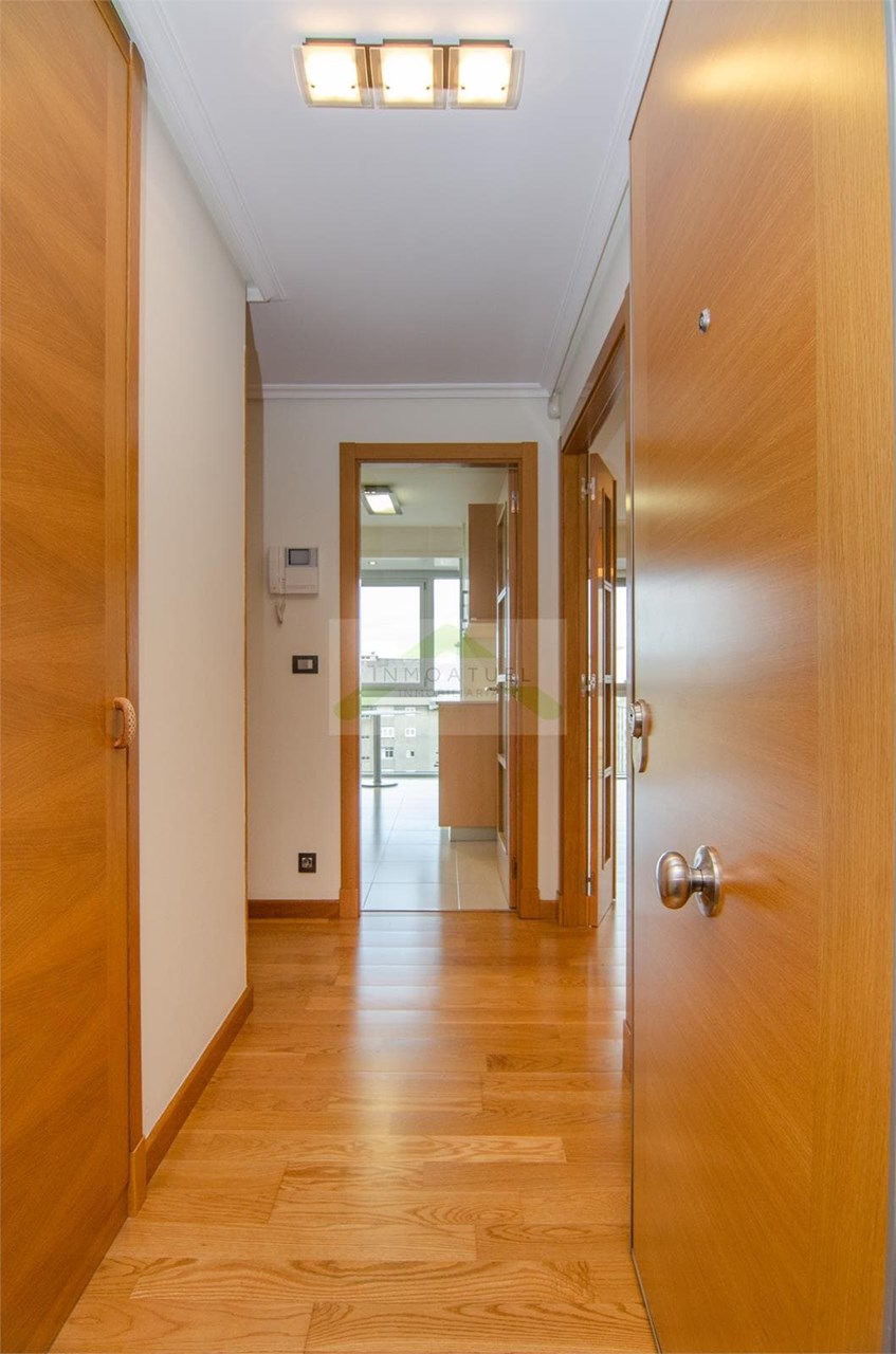 Foto 29 OPORTUNIDAD.- Parque de Vioño.- Piso exterior y luminoso de 79m2 con garaje y trastero.-  