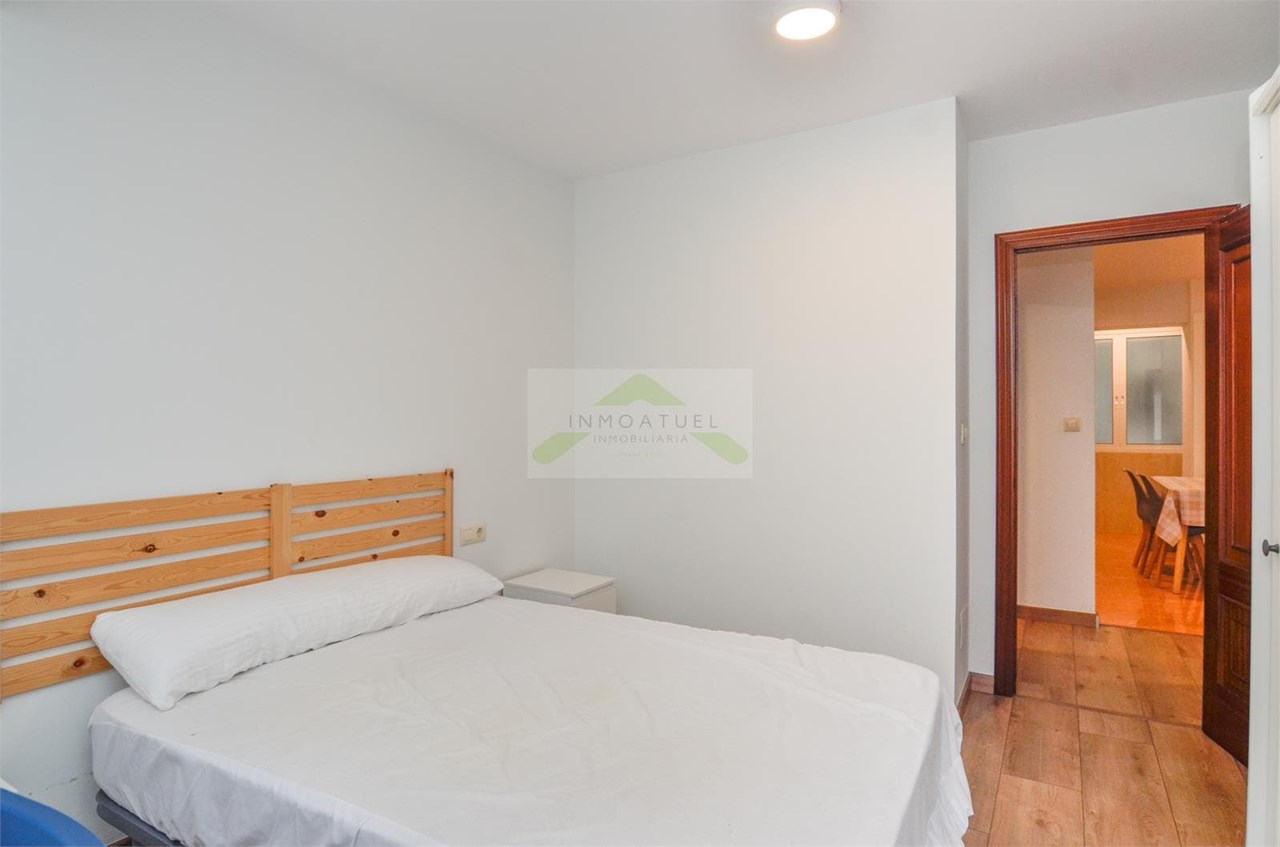 Foto 20 Piso 93 m² construidos con cuatro dormitorios ubicado en la zona del Ventorrillo .- 