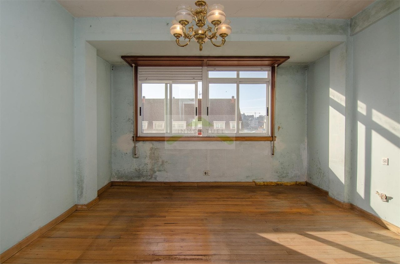 Foto 11 Piso completamente exterior sobre Avenida Arteixo con ascensor y excelentes vistas 