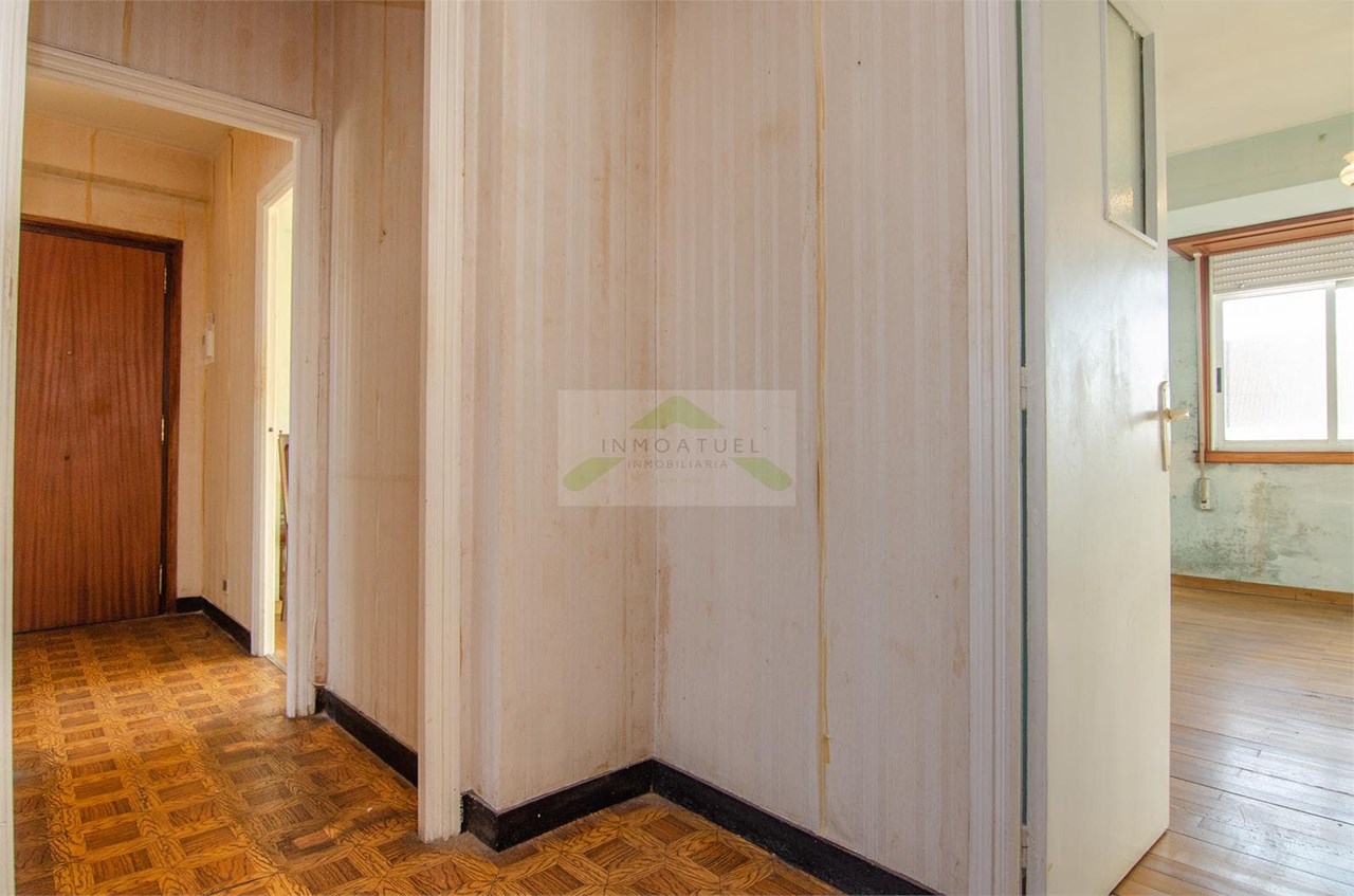 Foto 22 Piso completamente exterior sobre Avenida Arteixo con ascensor y excelentes vistas 