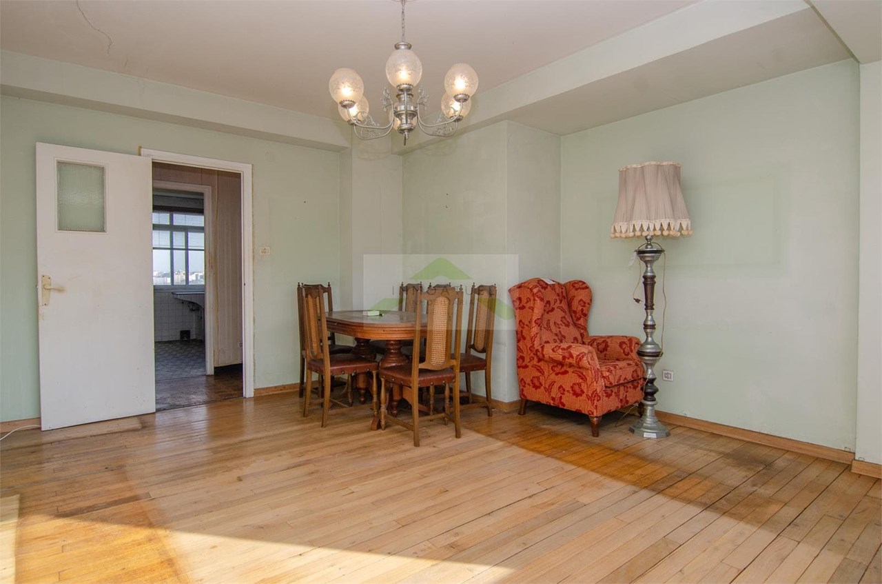 Foto 2 Piso completamente exterior sobre Avenida Arteixo con ascensor y excelentes vistas 