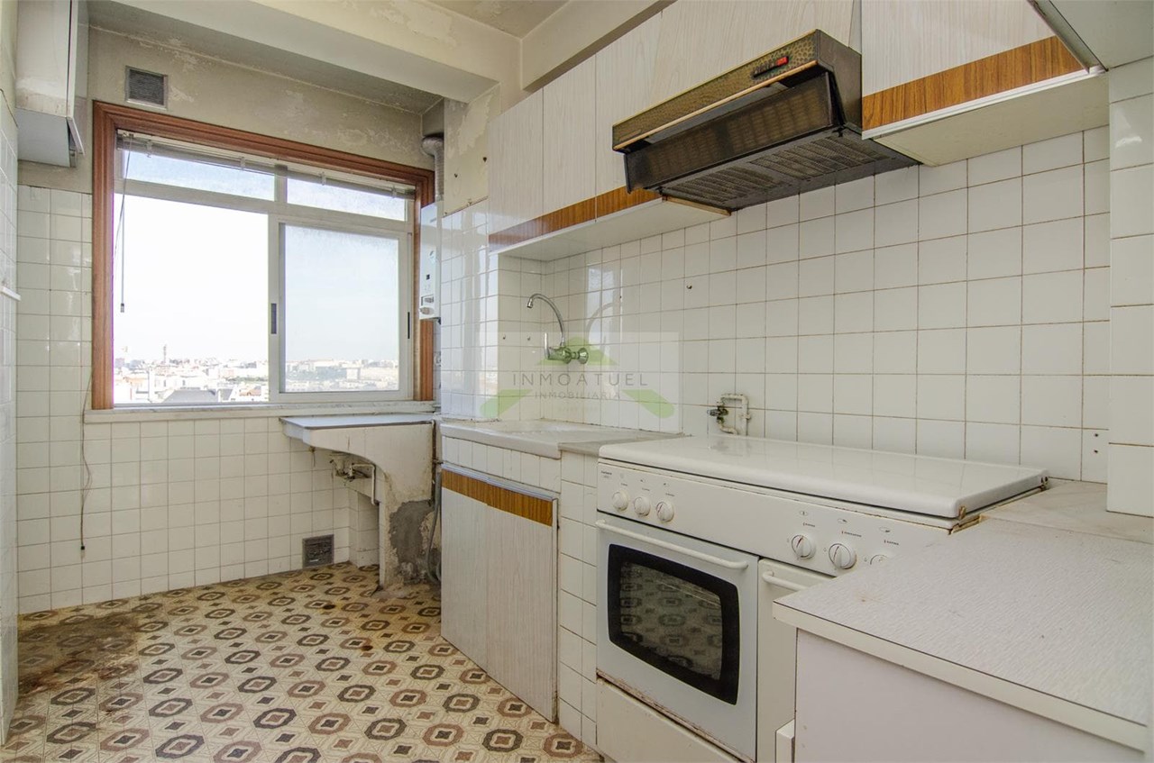 Foto 4 Piso completamente exterior sobre Avenida Arteixo con ascensor y excelentes vistas 