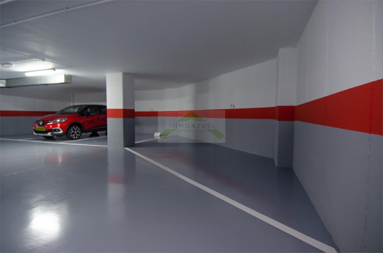 Foto 29 Piso completamente exterior y muy luminoso, zona Ventorrillo (Avenida Finieterre).- 