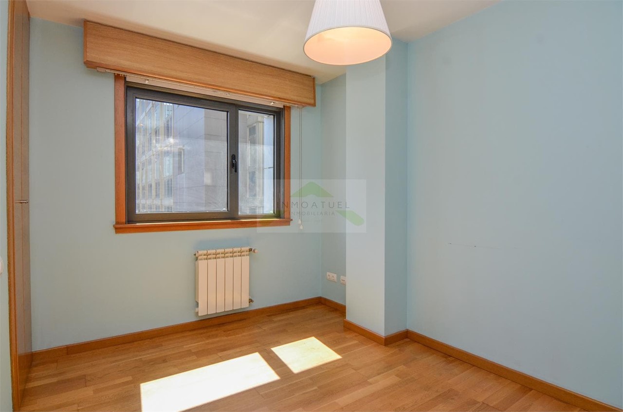 Foto 16 Piso de 75m2, zona Parque de Vioño (incluye garaje y trastero).-  