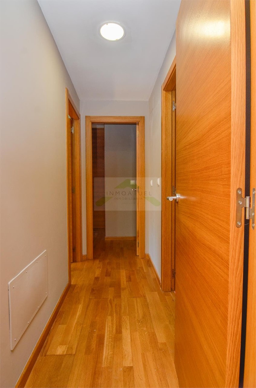 Foto 9 Piso de 75m2, zona Parque de Vioño (incluye garaje y trastero).-  