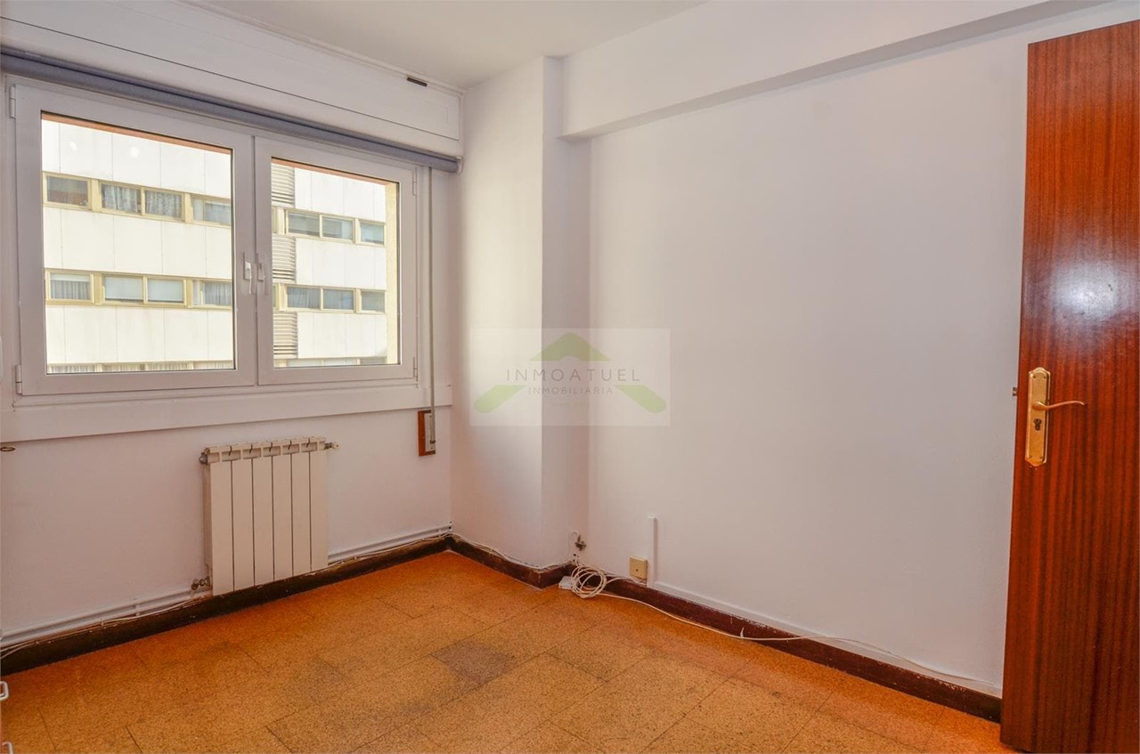 Foto 16 Piso de 80m2 con ascensor, zona Juan Flórez.- 