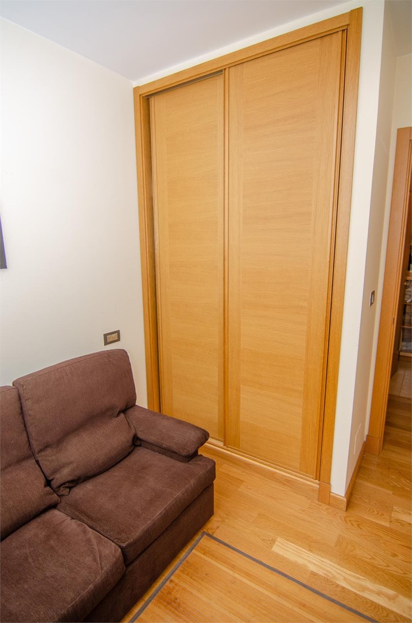 Foto 12 Piso de 84m2 exterior con balcón, zona Parque de Vioño.- 