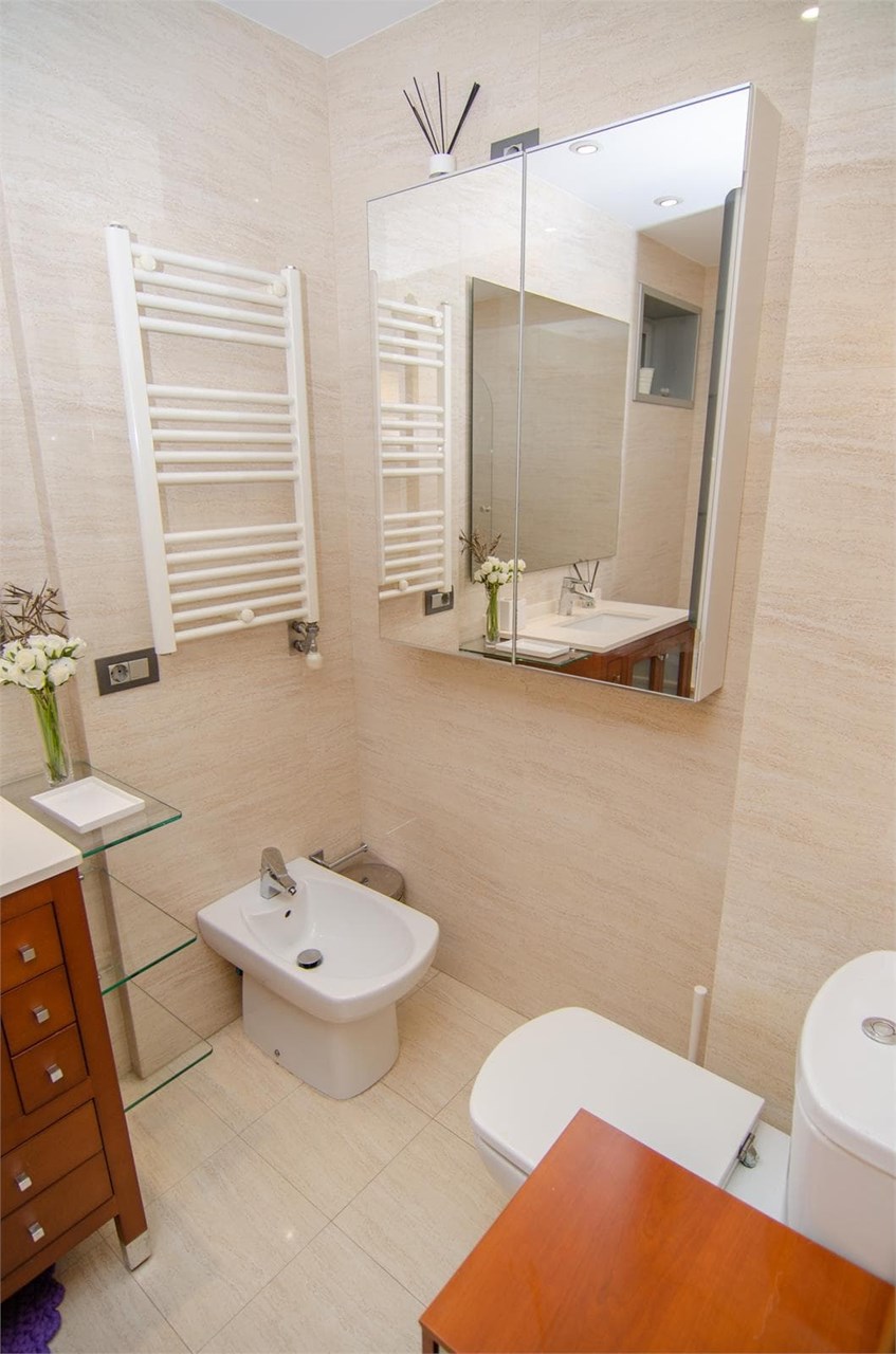 Foto 13 Piso de 84m2 exterior con balcón, zona Parque de Vioño.- 