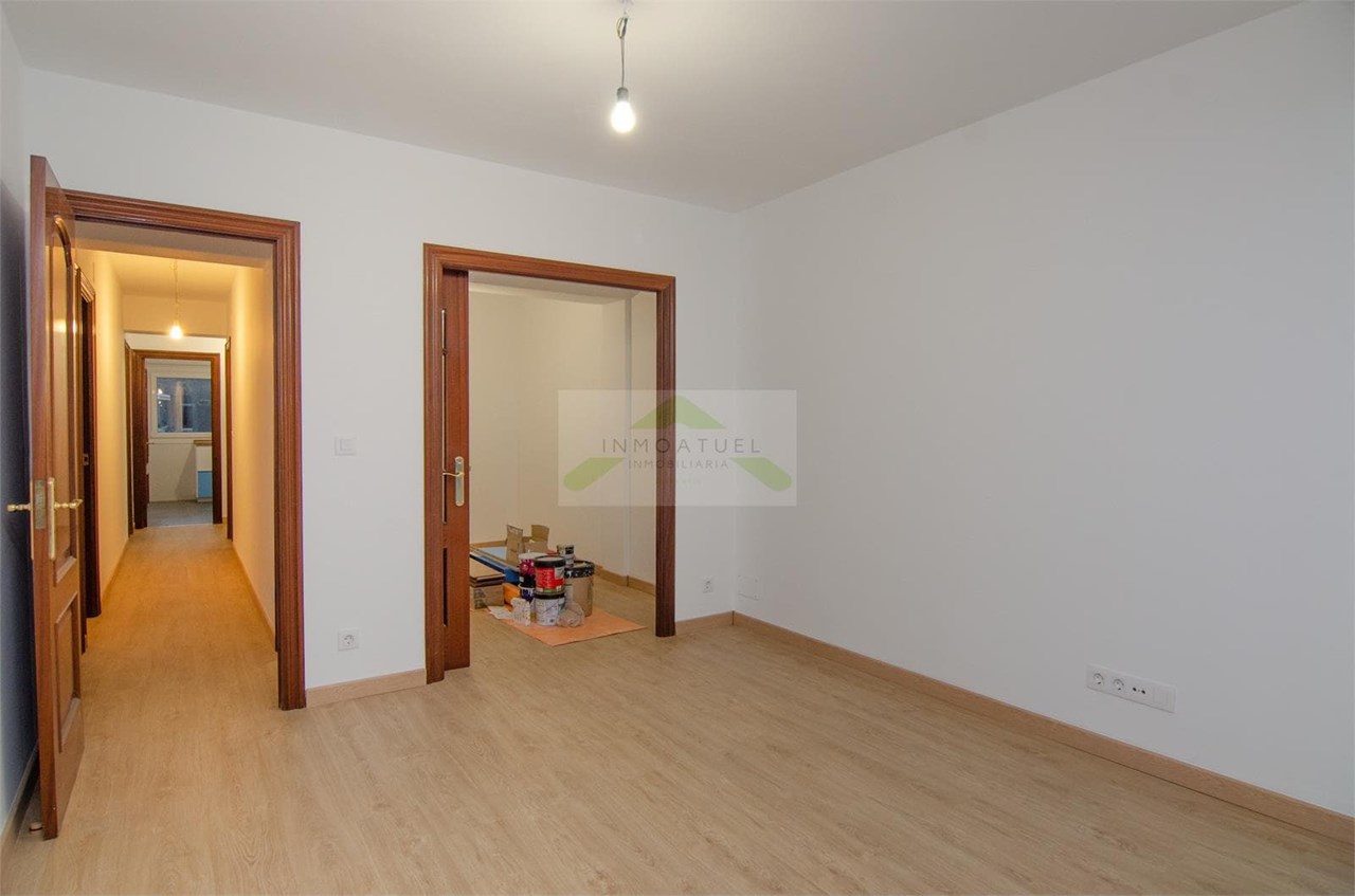 Foto 12 Piso de 86 m² exterior, reformado a estrenar, junto a la Ronda de Outeiro (próximo a Av.Arteixo).