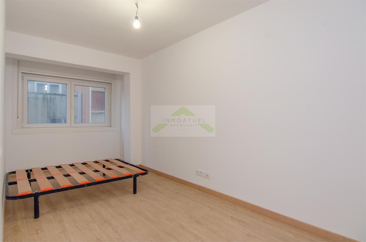 Foto 14 Piso de 86 m² exterior, reformado a estrenar, junto a la Ronda de Outeiro (próximo a Av.Arteixo).