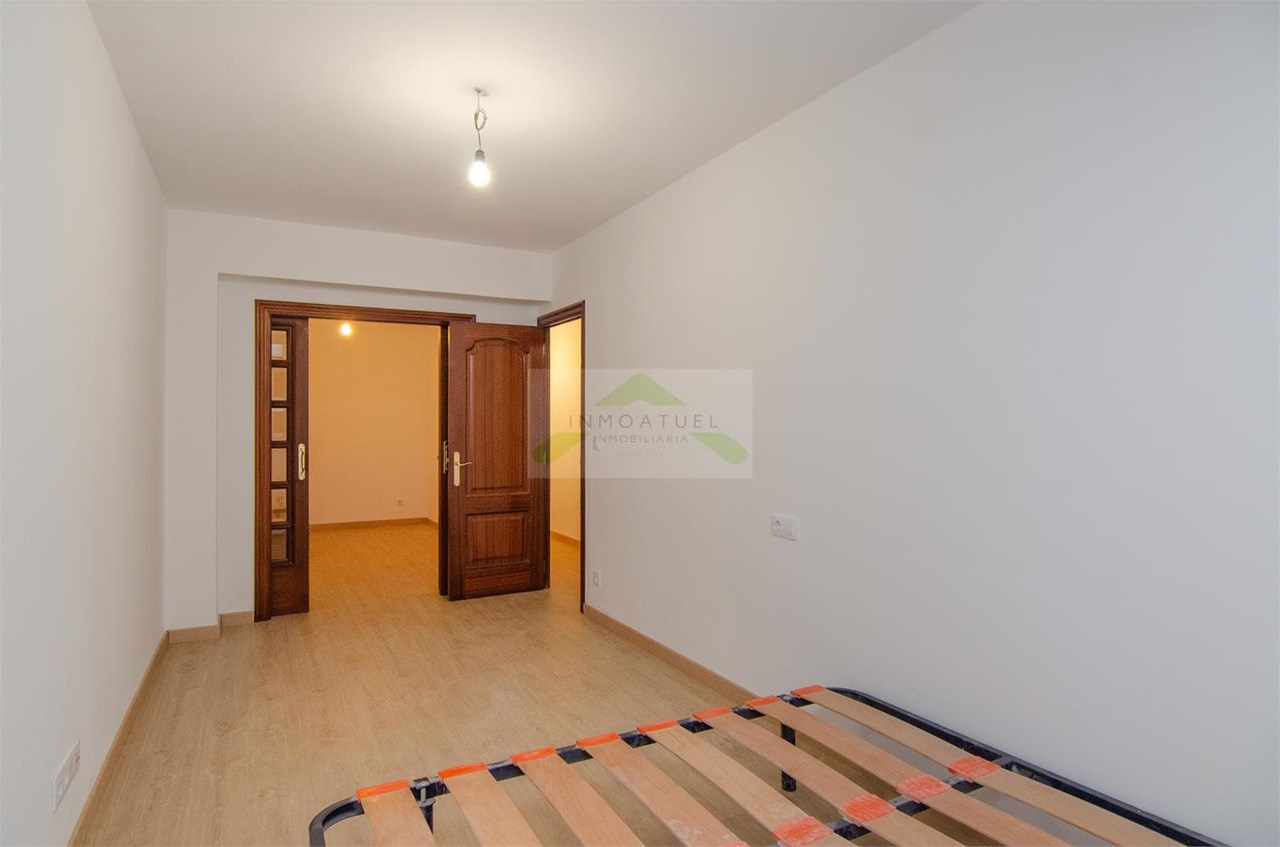 Foto 16 Piso de 86 m² exterior, reformado a estrenar, junto a la Ronda de Outeiro (próximo a Av.Arteixo).