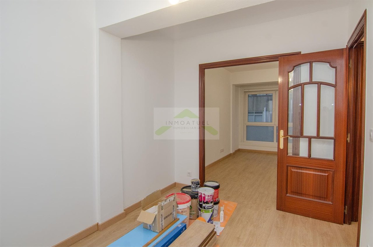 Foto 22 Piso de 86 m² exterior, reformado a estrenar, junto a la Ronda de Outeiro (próximo a Av.Arteixo).