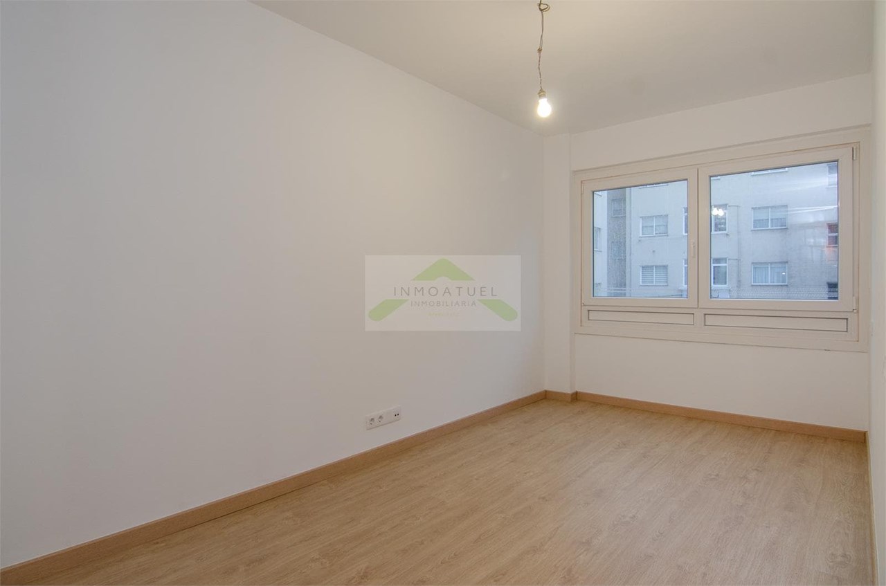 Foto 24 Piso de 86 m² exterior, reformado a estrenar, junto a la Ronda de Outeiro (próximo a Av.Arteixo).