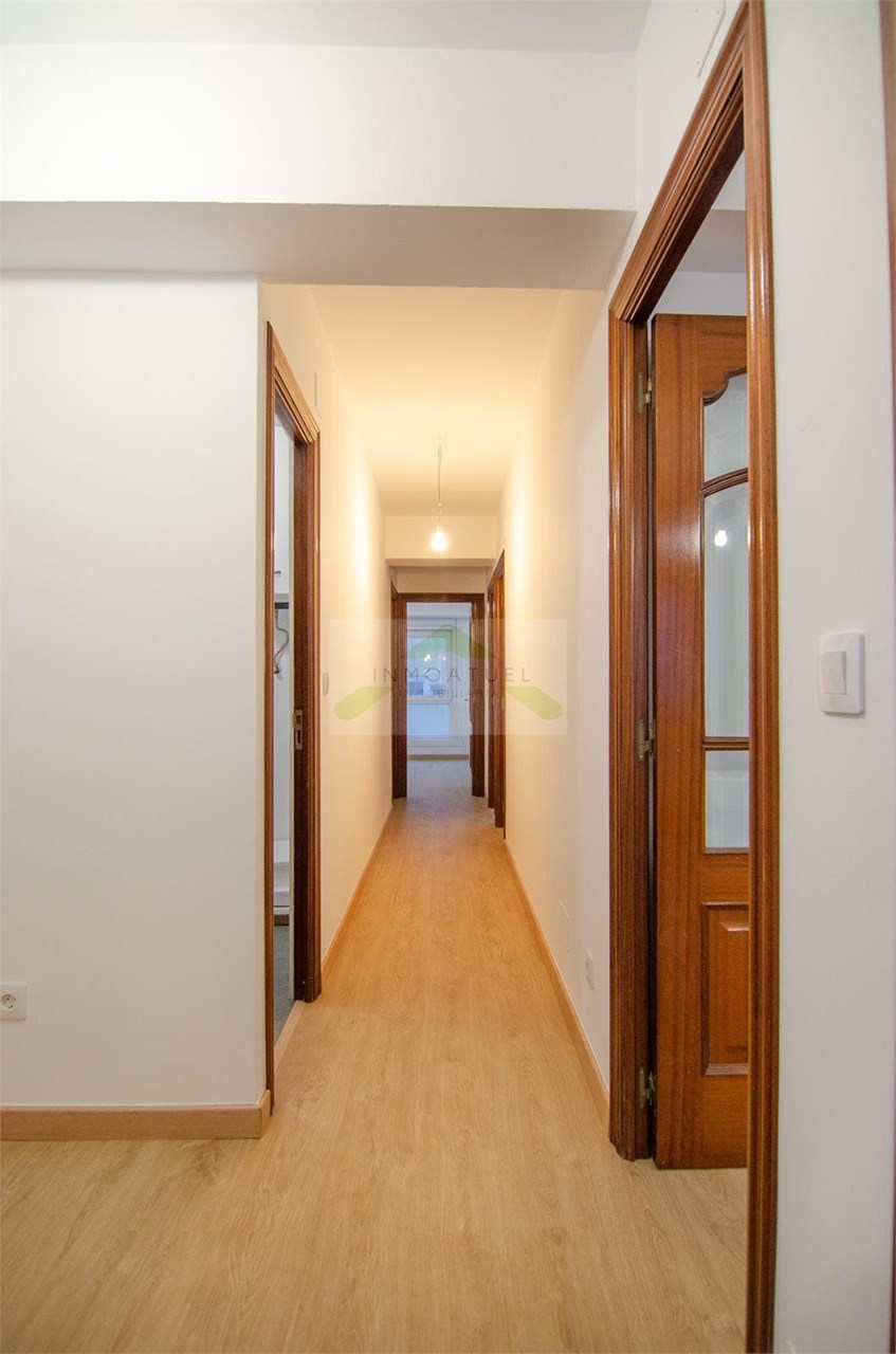 Foto 28 Piso de 86 m² exterior, reformado a estrenar, junto a la Ronda de Outeiro (próximo a Av.Arteixo).